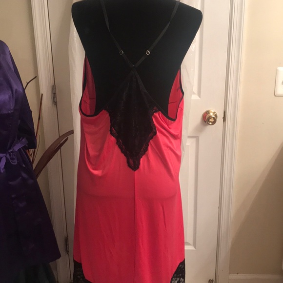 Beautiful Curves Collection Hot Pink Intimates - Picture 2 of 2